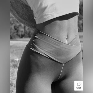 Aerie crossover flare leggings‼️for my long legged girlies‼️